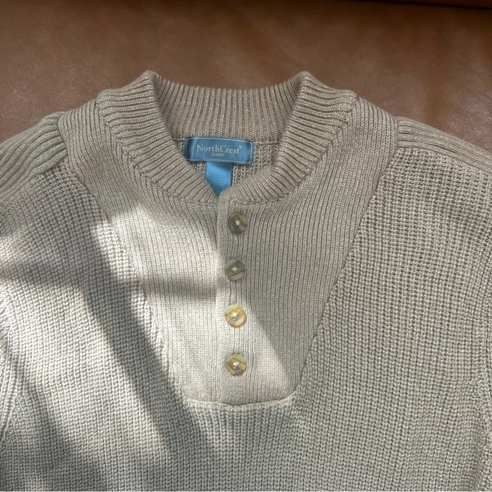 Northcrest Classic Men's Sz L Tan Camel military henley Sweater Button Detail